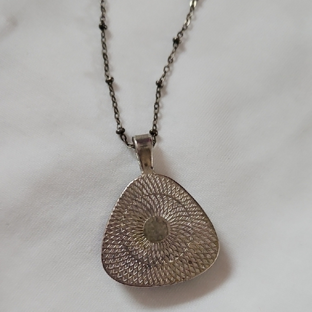 Silver and Glass Vintage-inspired Owl Pendant Necklace by damselfly, NWT - Picture 7 of 7